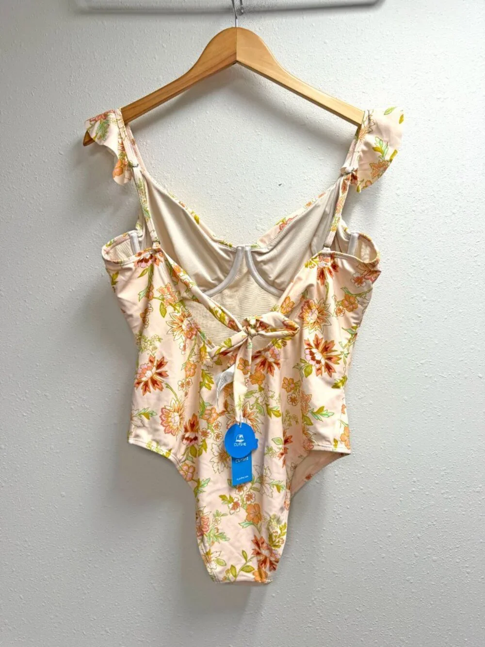 *NEW* Cupshe Floral Frenzy Tummy Control One-Piece Swimsuit